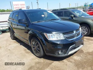2019 Dodge Journey SE z VIN 3C4PDCBB5KT870934, wystawiony jako IAAI lot #42253626 z przebiegiem 97 241 mil mil oraz . Historia ofert i sprzedaży dostępna na DreamBid. Obrazek 1.