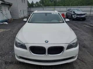 2012 BMW 7 Series 750i z VIN WBAKA8C51CCY37495, wystawiony jako Copart lot #56914295 z przebiegiem 126 697 mil mil oraz Tytuł czysty. Historia ofert i sprzedaży dostępna na DreamBid. Obrazek 5.
