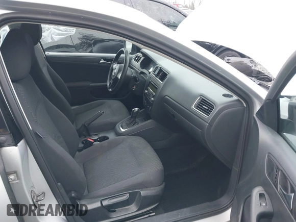 2011 Volkswagen Jetta Sedan S with VIN 3VW2K7AJ8BM363162, listed as a IAAI auction lot 41253390 with 153,014 mi miles. Bid and sale history available at carsss.com. Image 5.
