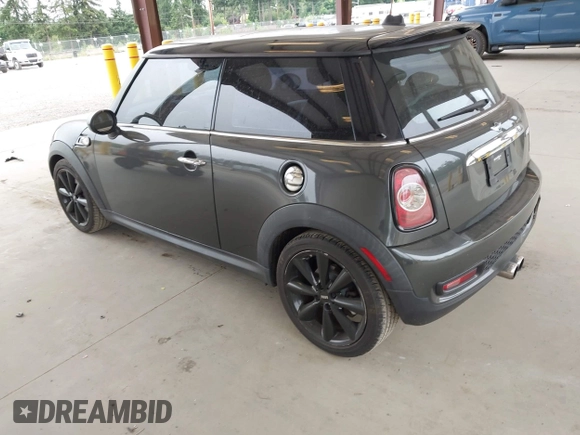 2012 MINI Hardtop S with VIN WMWSV3C52CTY19580, listed as a IAAI auction lot 42692197 with 90,745 mi miles and . Bid and sale history available at DreamBid. Image 3.