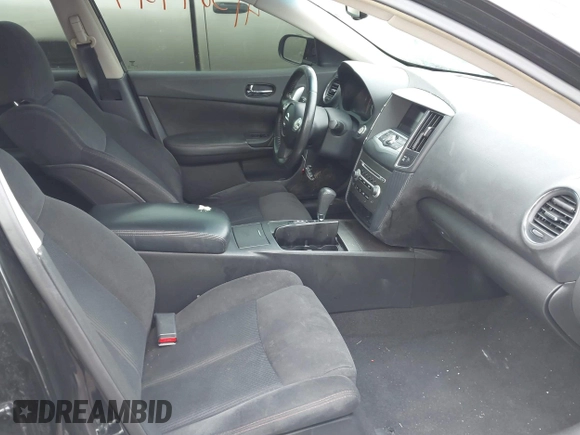 2012 Nissan Maxima 3.5 SV with VIN 1N4AA5AP1CC810871, listed as a IAAI auction lot 41304424 with 137,917 mi miles. Bid and sale history available at carsss.com. Image 5.