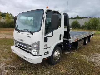 2020 Isuzu NQR IBT PWL with VIN JALE5W165L7302634, listed as a Copart auction lot 76354514 with 116,501 mi miles and Clean Title. Bid and sale history available at carsss.com. Image 2.