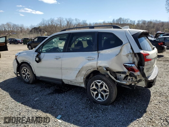 2020 Subaru Forester Premium with VIN JF2SKAJC3LH421462, listed as a Copart auction lot 52384335 with 66,194 mi miles and Salvage Title. Bid and sale history available at carsss.com. Image 2.