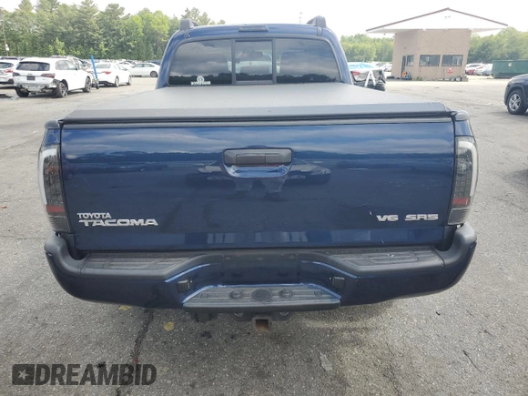 2005 Toyota Tacoma z VIN 5TEMU52N55Z126664, wystawiony jako Copart lot #58775425 z przebiegiem 233 069 mil mil oraz Szkoda całkowita • Salvage title. Historia ofert i sprzedaży dostępna na DreamBid. Obrazek 6.
