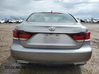2017 Lexus LS 460 z VIN JTHCL5EF2H5029088, wystawiony jako Copart lot #53585065 z przebiegiem 100 721 mil mil oraz Szkoda całkowita • Salvage title. Historia ofert i sprzedaży dostępna na DreamBid. Obrazek 6.