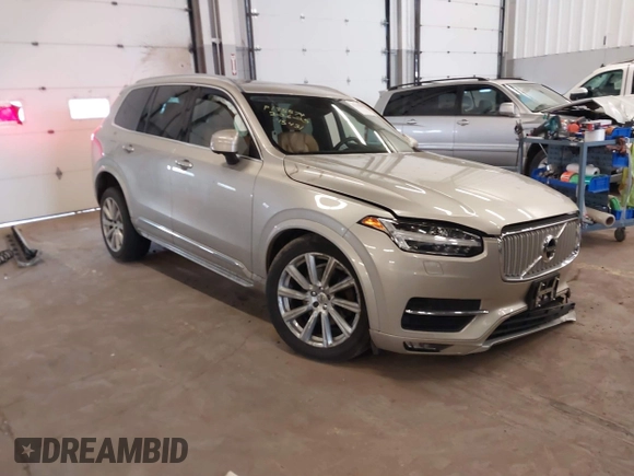 2016 Volvo XC90 T6 Inscription z VIN YV4A22PL7G1015431, wystawiony jako IAAI lot #41765381 z przebiegiem 83 471 mil mil oraz . Historia ofert i sprzedaży dostępna na DreamBid. Obrazek 1.