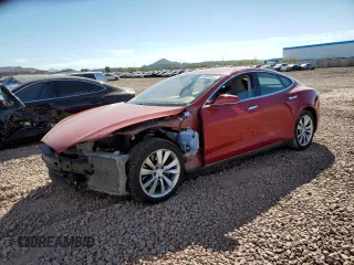 2013 Tesla Model S with VIN 5YJSA1CN8DFP27011, listed as a Copart auction lot 46340435 with 0 mi miles and Salvage Title. Bid and sale history available at carsss.com. Image 1.