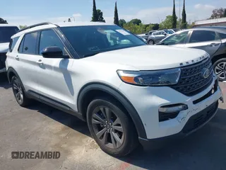 2022 Ford Explorer XLT z VIN 1FMSK7DH7NGB11280, wystawiony jako IAAI lot #42172420 z przebiegiem 35 846 mil mil oraz . Historia ofert i sprzedaży dostępna na DreamBid. Obrazek 1.