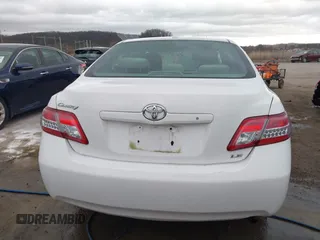 2011 Toyota Camry LE with VIN 4T4BF3EK5BR098345, listed as a IAAI auction lot 41819952 with 184,713 mi miles. Bid and sale history available at carsss.com. Image 16.