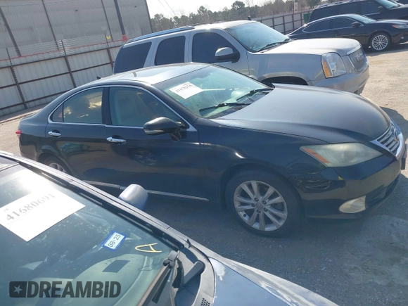2010 Lexus ES 330 z VIN JTHBK1EGXA2349928, wystawiony jako IAAI lot #41678276 z przebiegiem 222 535 mil mil oraz . Historia ofert i sprzedaży dostępna na DreamBid. Obrazek 13.