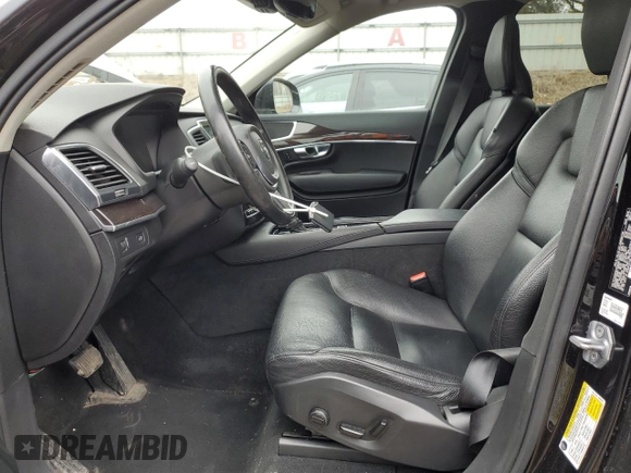2019 Volvo XC90 Momentum with VIN YV4A22PK5K1438458, listed as a Copart auction lot 46542685 with 95,514 mi miles and Clean Title. Bid and sale history available at carsss.com. Image 7.