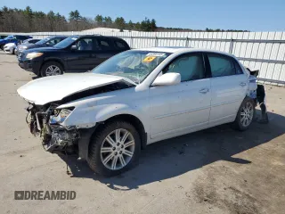 2007 Toyota Avalon XL z VIN 4T1BK36B27U249444, wystawiony jako Copart lot #53395165 z przebiegiem Nie podano mil oraz Szkody całkowita. Historia ofert i sprzedaży dostępna na DreamBid. Obrazek 1.