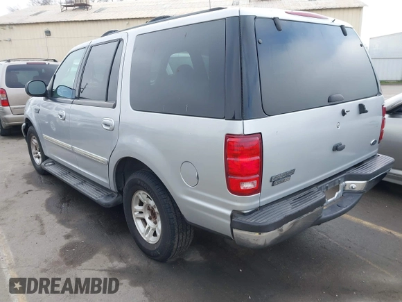 2000 Ford Expedition XLT with VIN 1FMRU1565YLA46430, listed as a IAAI auction lot 41321077 with 1 mi miles. Bid and sale history available at carsss.com. Image 3.