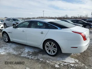 2015 Jaguar XJ Portfolio z VIN SAJWJ2GD5F8V77355, wystawiony jako Copart lot #47214835 z przebiegiem 73 202 mil mil oraz Szkoda całkowita • Salvage title. Historia ofert i sprzedaży dostępna na DreamBid. Obrazek 2.