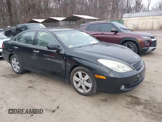 2005 Lexus ES 330 with VIN JTHBA30G555104867, listed as a IAAI auction lot 41508534 with 178,416 mi miles. Bid and sale history available at carsss.com. Image 1.