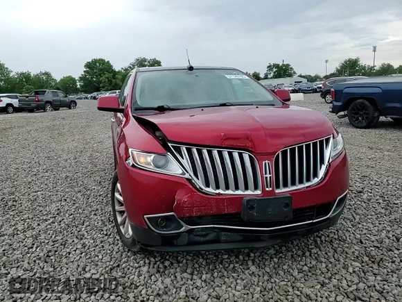 2011 Lincoln MKX z VIN 2LMDJ8JK1BBJ11607, wystawiony jako Copart lot #57126765 z przebiegiem 75 940 mil mil oraz Szkoda całkowita • Salvage title. Historia ofert i sprzedaży dostępna na DreamBid. Obrazek 14.