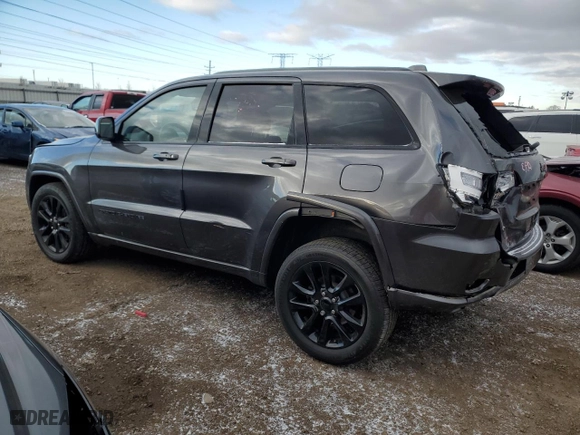 2018 Jeep Grand Cherokee Laredo E with VIN 1C4RJFAG7JC501387, listed as a Copart auction lot 84072634 with 118,290 mi miles and Salvage Title. Bid and sale history available at carsss.com. Image 2.