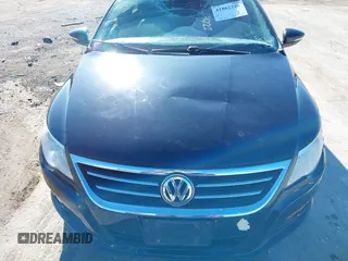 2009 Volkswagen CC 4Motion with VIN WVWGU73C19E515087, listed as a IAAI auction lot 41862228 with 194,115 mi miles. Bid and sale history available at carsss.com. Image 10.
