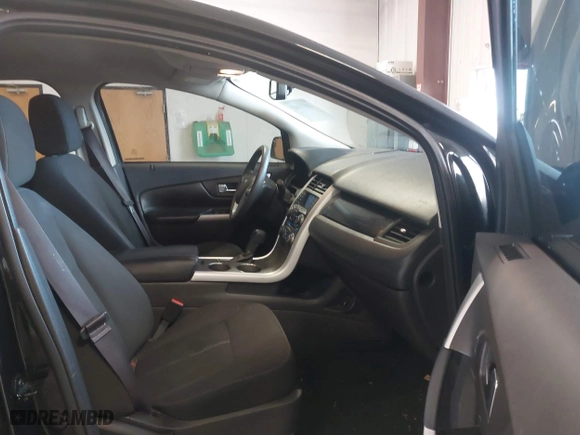 2013 Ford Edge SE with VIN 2FMDK3G9XDBA87472, listed as a IAAI auction lot 41872665 with 124,743 mi miles. Bid and sale history available at carsss.com. Image 5.