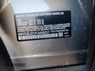 2023 BMW i7 xDrive60 z VIN WBY53EJ01PCM58257, wystawiony jako Copart lot #88787085 z przebiegiem Nie podano mil oraz Szkody całkowita. Historia ofert i sprzedaży dostępna na DreamBid. Obrazek 13.
