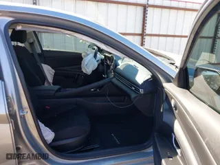 2021 Hyundai Elantra SEL with VIN 5NPLS4AG3MH007513, listed as a IAAI auction lot 41689710 with 17,911 mi miles. Bid and sale history available at carsss.com. Image 5.
