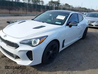 2020 Kia Stinger GT-Line with VIN KNAE15LA0L6081066, listed as a IAAI auction lot 41599142 with 73,199 mi miles. Bid and sale history available at carsss.com. Image 17.