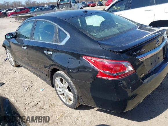 2013 Nissan Altima SV with VIN 1N4BL3AP7DN470960, listed as a IAAI auction lot 41968524 with 118,263 mi miles and . Bid and sale history available at DreamBid. Image 3.
