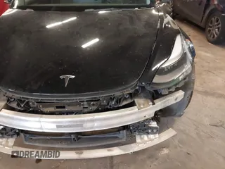2022 Tesla Model 3 with VIN 5YJ3E1EA4NF187113, listed as a IAAI auction lot 41712331 with 81,879 mi miles and . Bid and sale history available at DreamBid. Image 20.