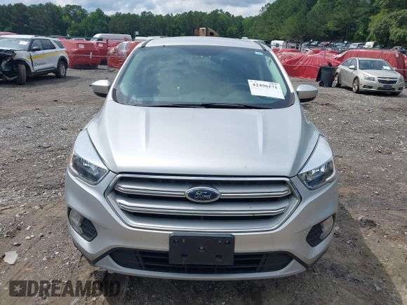 2017 Ford Escape SE z VIN 1FMCU9GD3HUA74463, wystawiony jako IAAI lot #42496171 z przebiegiem 160 534 mil mil oraz . Historia ofert i sprzedaży dostępna na DreamBid. Obrazek 12.