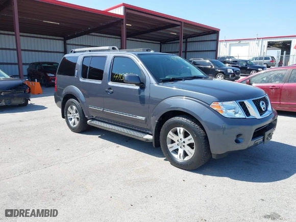 2011 Nissan Pathfinder SV with VIN 5N1AR1NNXBC622963, listed as a IAAI auction lot 41930318 with 208,272 mi miles. Bid and sale history available at carsss.com. Image 1.