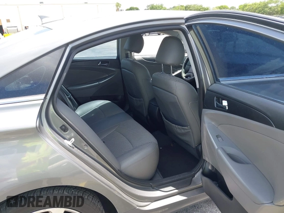 2013 Hyundai Sonata Limited with VIN 5NPEC4AC0DH733266, listed as a IAAI auction lot 42179469 with 115,867 mi miles and . Bid and sale history available at carsss.com. Image 8.