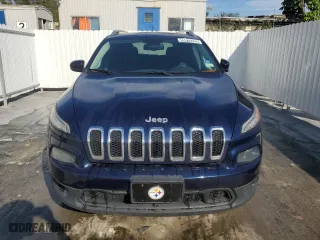 2014 Jeep Cherokee Latitude with VIN 1C4PJMCS3EW295891, listed as a Copart auction lot 45479335 with 99,999 mi miles and Clean Title. Bid and sale history available at carsss.com. Image 5.