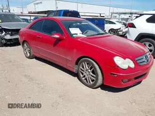 2008 Mercedes-Benz CLK 350 z VIN WDBTJ56H88F236858, wystawiony jako IAAI lot #41795197 z przebiegiem 166 648 mil mil oraz . Historia ofert i sprzedaży dostępna na DreamBid. Obrazek 1.