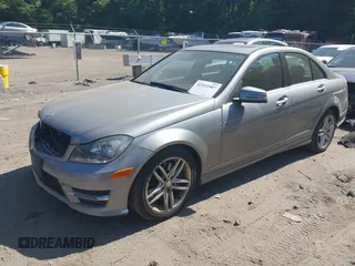 2013 Mercedes-Benz C 300 Sport с VIN WDDGF8AB0DA822279, выставлен на аукционе IAAI как лот 42551907 с пробегом 115 854 миль миль и . История ставок и продаж доступна на DreamBid. Изображение 17.