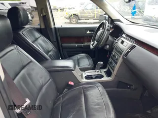 2010 Ford Flex SEL z VIN 2FMHK6CT4ABA63202, wystawiony jako IAAI lot #42288026 z przebiegiem 162 324 mil mil oraz . Historia ofert i sprzedaży dostępna na DreamBid. Obrazek 5.
