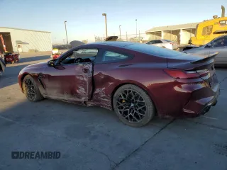 2020 BMW M8 z VIN WBSAE0C02LCD25474, wystawiony jako Copart lot #79533434 z przebiegiem Nie podano mil oraz Szkoda całkowita • Salvage title. Historia ofert i sprzedaży dostępna na DreamBid. Obrazek 2.