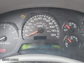 2005 Chevrolet TrailBlazer LT with VIN 1GNDT13S252306051, listed as a IAAI auction lot 41363035 with 239,590 mi miles. Bid and sale history available at carsss.com. Image 7.