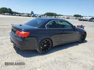 2011 BMW M3 z VIN WBSDX9C55BE784246, wystawiony jako Copart lot #58128355 z przebiegiem 125 245 mil mil oraz Tytuł czysty. Historia ofert i sprzedaży dostępna na DreamBid. Obrazek 3.