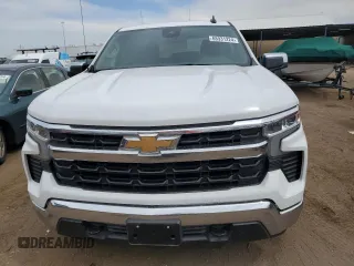 2024 Chevrolet Silverado 1500 LT with VIN 1GCRDDED0RZ176828, listed as a Copart auction lot 68931224 with 11,070 mi miles and Salvage Title. Bid and sale history available at DreamBid. Image 5.