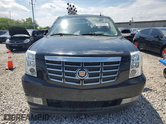2011 Cadillac Escalade Luxury z VIN 1GYS4BEF0BR362084, wystawiony jako Copart lot #57265385 z przebiegiem 158 121 mil mil oraz Szkoda całkowita • Salvage title. Historia ofert i sprzedaży dostępna na DreamBid. Obrazek 5.