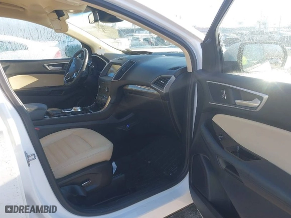 2019 Ford Edge SEL with VIN 2FMPK4J98KBC67476, listed as a IAAI auction lot 41385947 with NaN miles. Bid and sale history available at carsss.com. Image 5.