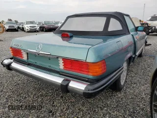 1986 Mercedes-Benz 560 with VIN WDBBA48D8GA051415, listed as a Copart auction lot 74110094 with 35,472 mi miles and Non Repairable. Bid and sale history available at carsss.com. Image 3.