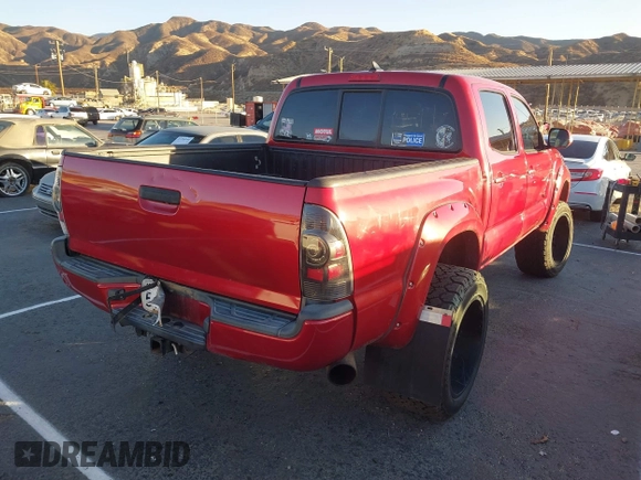 2014 Toyota Tacoma PreRunner with VIN 5TFJU4GN4EX060590, listed as a IAAI auction lot 41258506 with 137,939 mi miles. Bid and sale history available at carsss.com. Image 4.