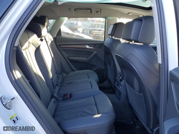 2024 Audi Q5 S line Premium Plus with VIN WA1E2AFY9R2050393, listed as a Copart auction lot 42951605 with 0 mi miles and Salvage Title. Bid and sale history available at carsss.com. Image 11.