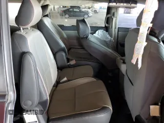 2017 Kia Sedona LX with VIN KNDMB5C14H6229609, listed as a Copart auction lot 54563715 with 110,133 mi miles and Salvage Title. Bid and sale history available at DreamBid. Image 11.
