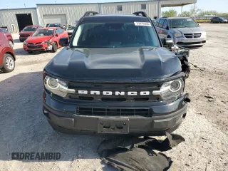 2023 Ford Bronco Sport Outer Banks z VIN 3FMCR9C69PRD88942, wystawiony jako Copart lot #53879305 z przebiegiem 15 590 mil mil oraz Szkoda całkowita • Salvage title. Historia ofert i sprzedaży dostępna na DreamBid. Obrazek 5.