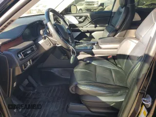 2023 Lincoln Aviator Reserve z VIN 5LM5J7WC1PGL14599, wystawiony jako Copart lot #42214515 z przebiegiem 70 737 mil mil oraz Szkoda całkowita • Salvage title. Historia ofert i sprzedaży dostępna na DreamBid. Obrazek 7.
