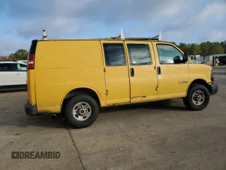 2005 GMC Savana Cargo Van with VIN 1GTGG25V351128468, listed as a Copart auction lot 85924594 with 217,568 mi miles and Salvage Title. Bid and sale history available at carsss.com. Image 3.