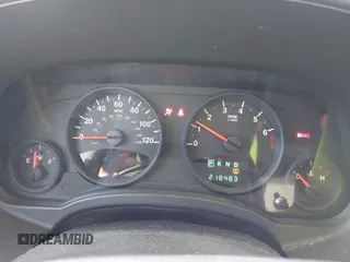 2009 Jeep Patriot Sport with VIN 1J4FT28B99D121838, listed as a IAAI auction lot 42000092 with 218,483 mi miles. Bid and sale history available at carsss.com. Image 7.