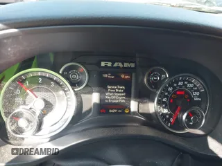 2019 Ram 1500 Big Horn z VIN 1C6RRFFG0KN909003, wystawiony jako IAAI lot #39513660 z przebiegiem 84 291 mil mil oraz . Historia ofert i sprzedaży dostępna na DreamBid. Obrazek 7.